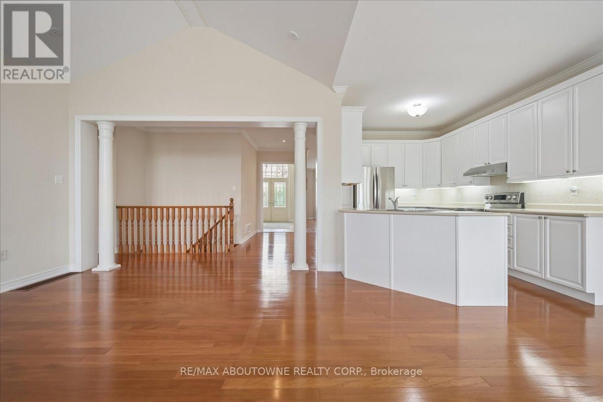 2348 TESLA CRESCENT Image 19