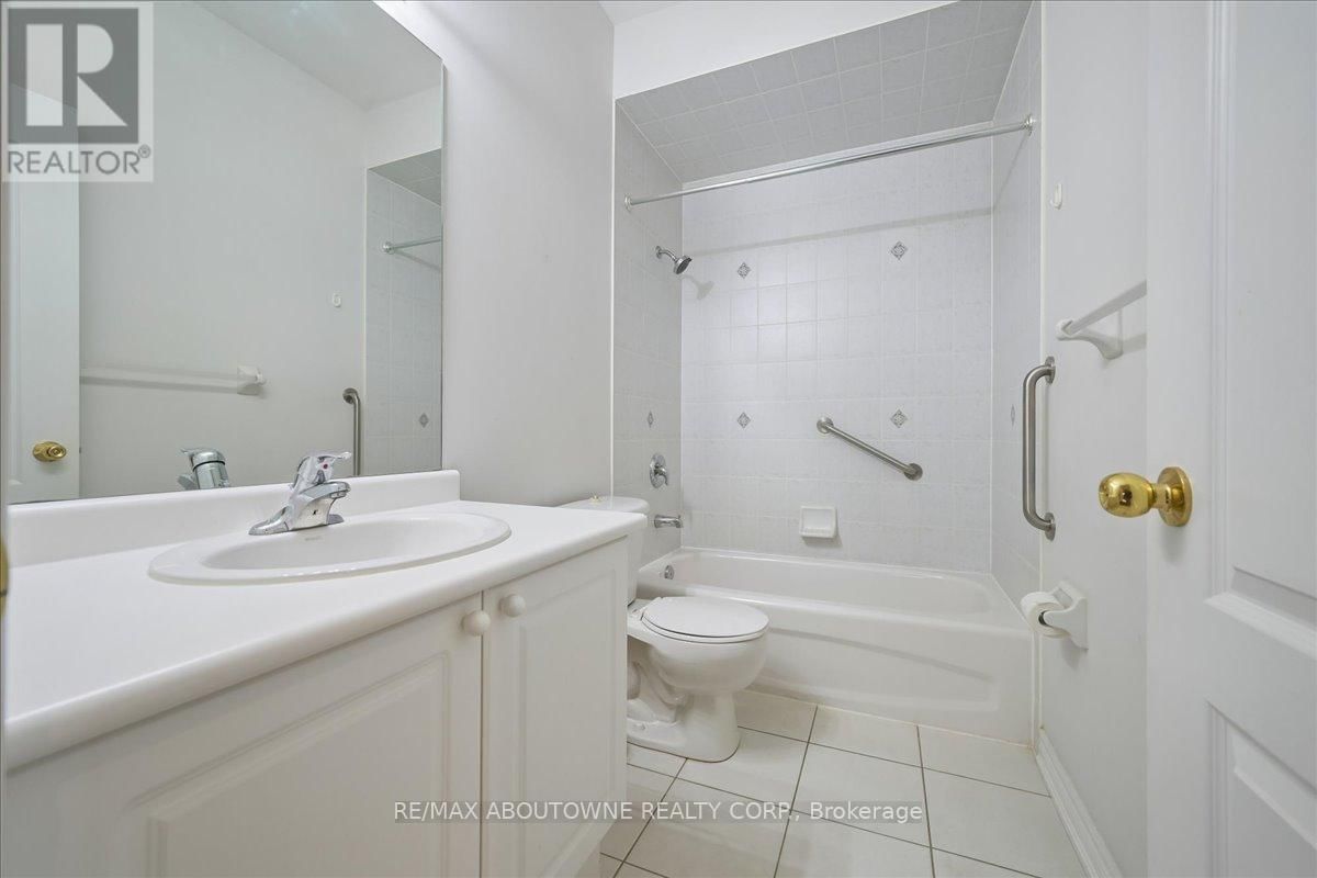 2348 TESLA CRESCENT Image 36