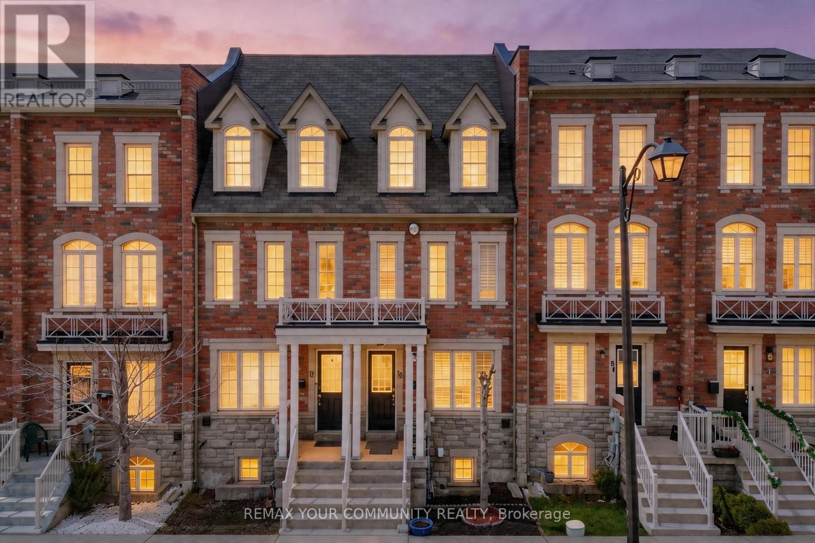 10 TED WRAY CIRCLE Image 1