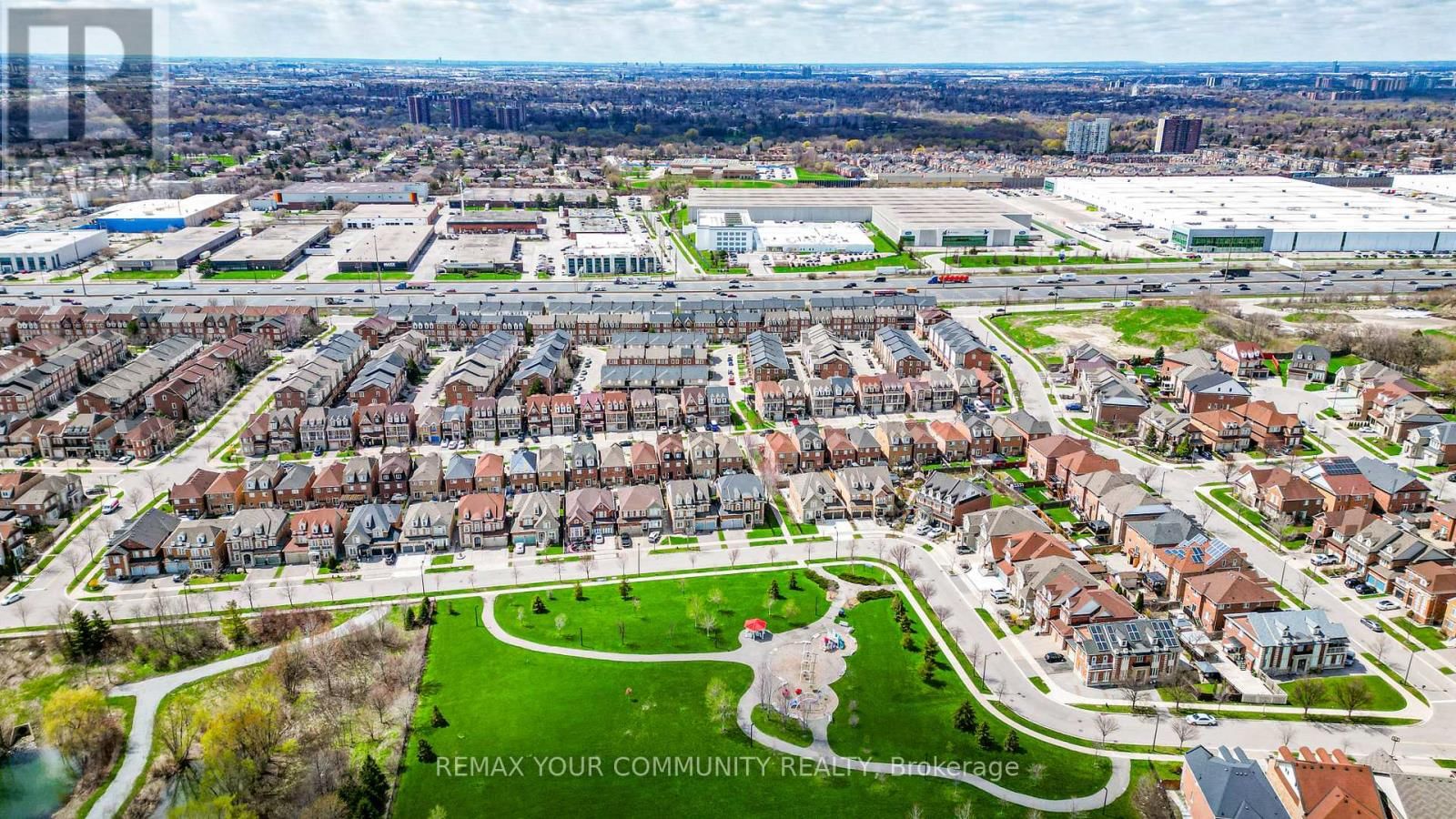 10 TED WRAY CIRCLE Image 37