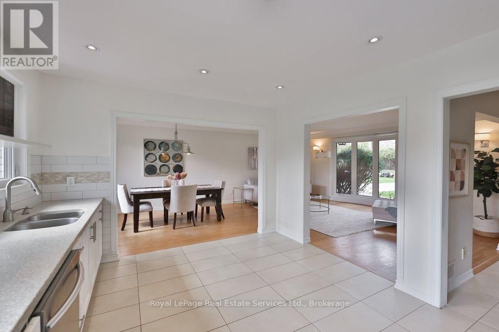 1486 HIXON STREET Image 10