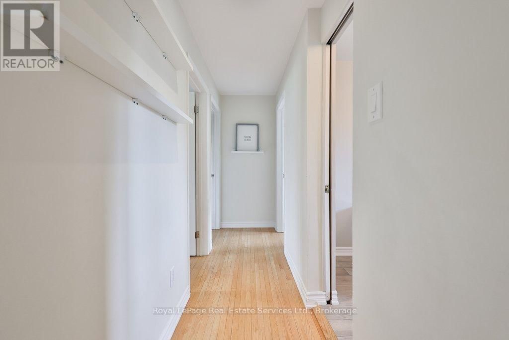 1486 HIXON STREET Image 17