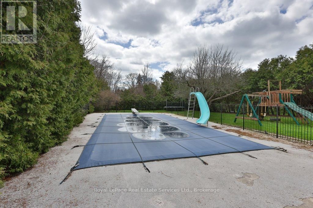 1486 HIXON STREET Image 38