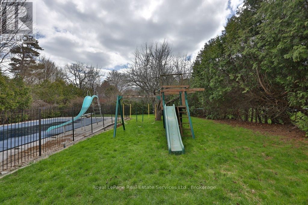 1486 HIXON STREET Image 39