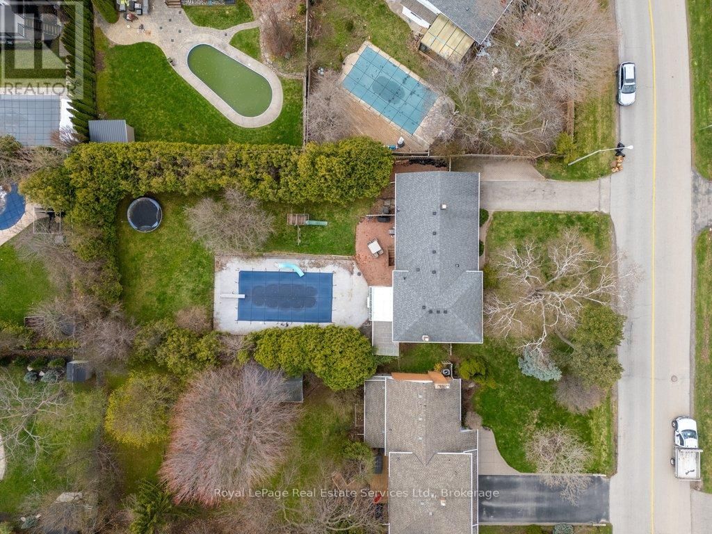 1486 HIXON STREET Image 44