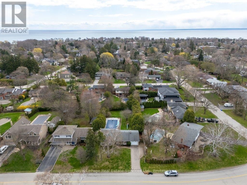 1486 HIXON STREET Image 47