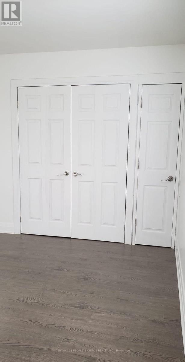 56 - 2014 MARTIN GROVE ROAD Image 16