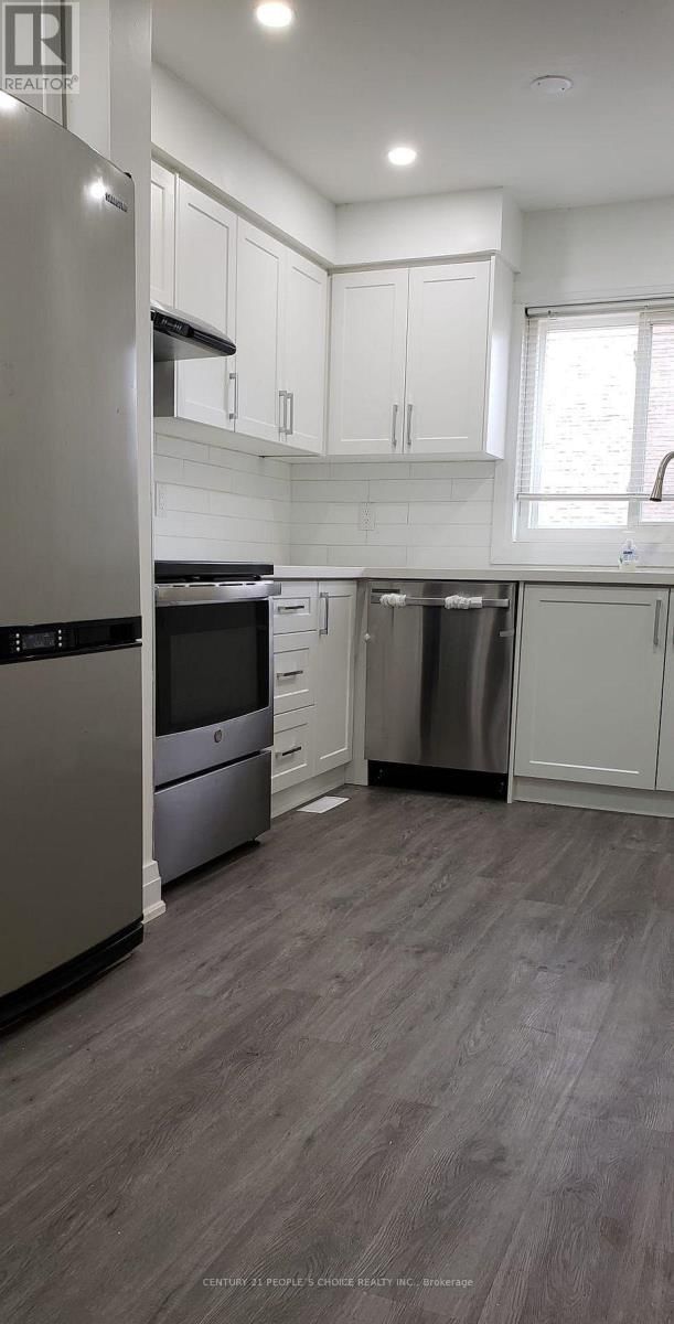 56 - 2014 MARTIN GROVE ROAD Image 4