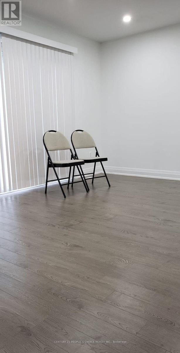 56 - 2014 MARTIN GROVE ROAD Image 8