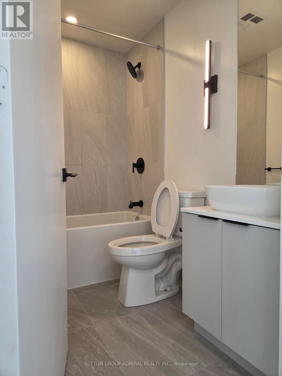 1711 - 1185 DUPONT STREET Image 11