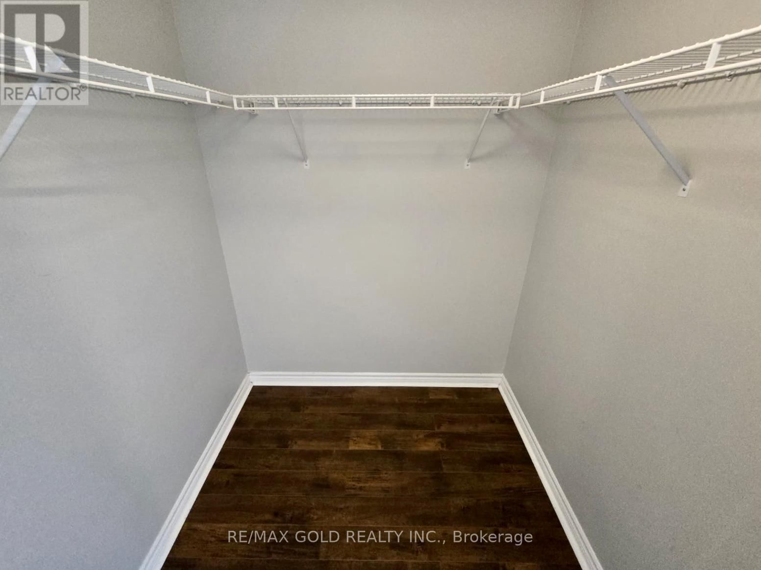 1505 - 35 KINGSBRIDGE GARDEN CIRCLE Image 19