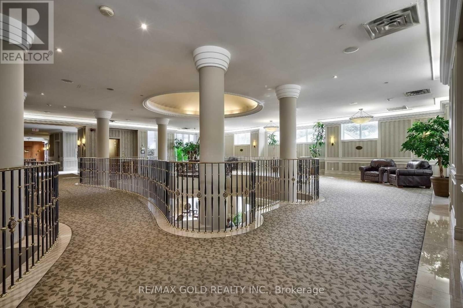 1505 - 35 KINGSBRIDGE GARDEN CIRCLE Image 29