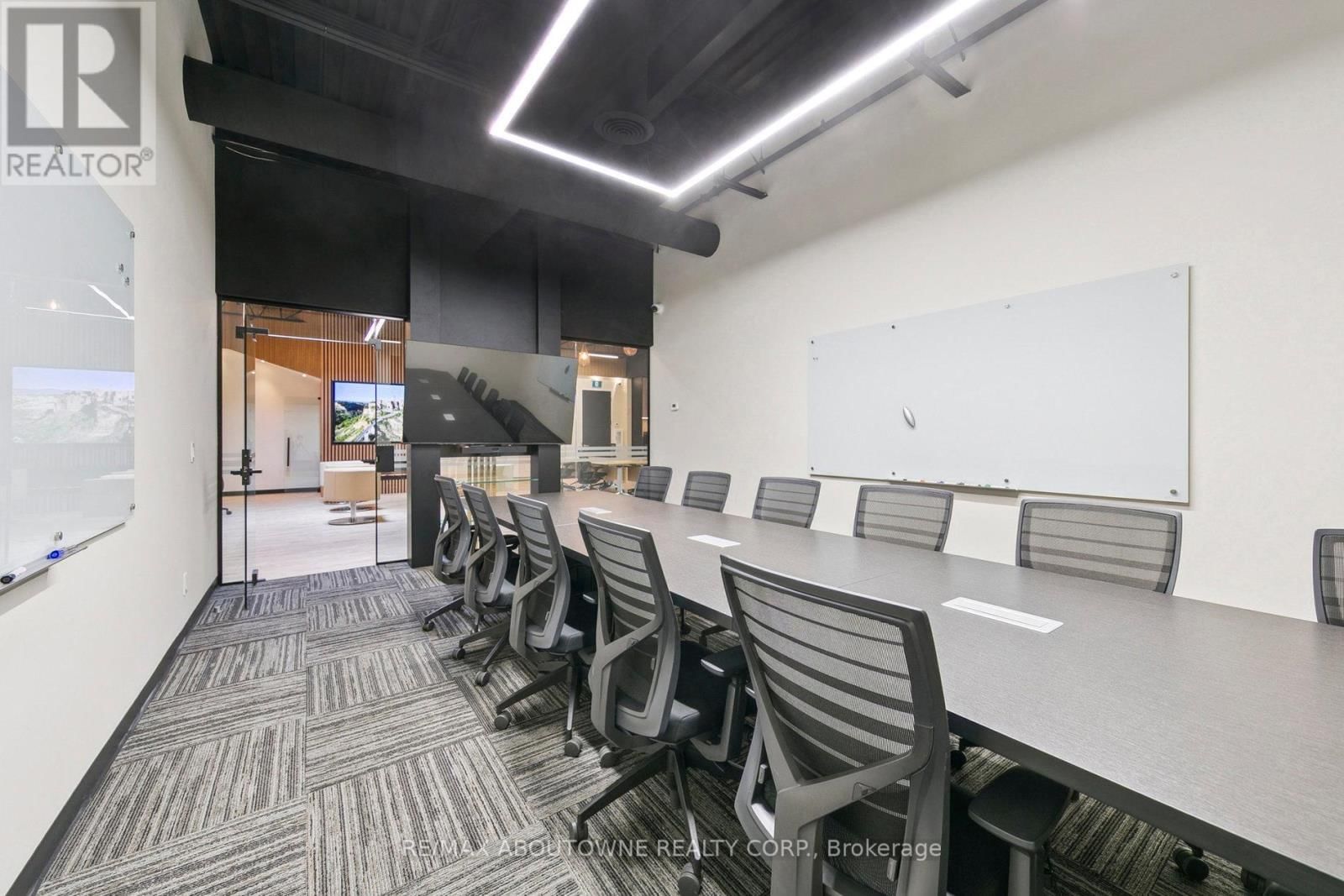 211-A - 320 MATHESON BOULEVARD WEST Image 31