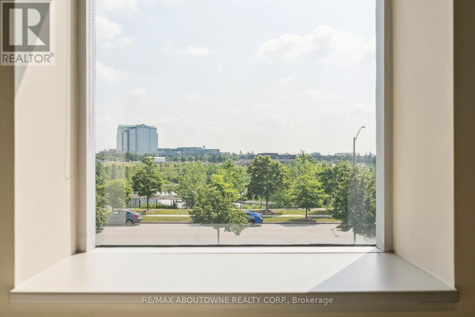 211-A - 320 MATHESON BOULEVARD WEST Image 38