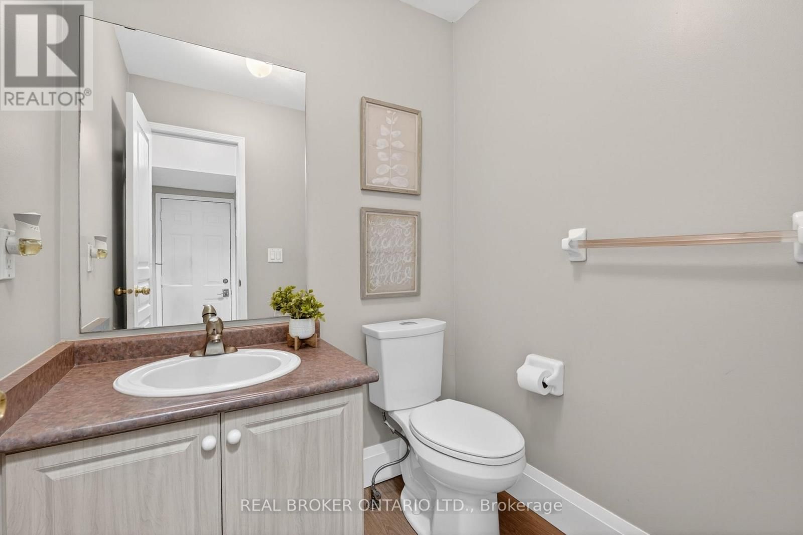 7048 FRONTIER RIDGE Image 17