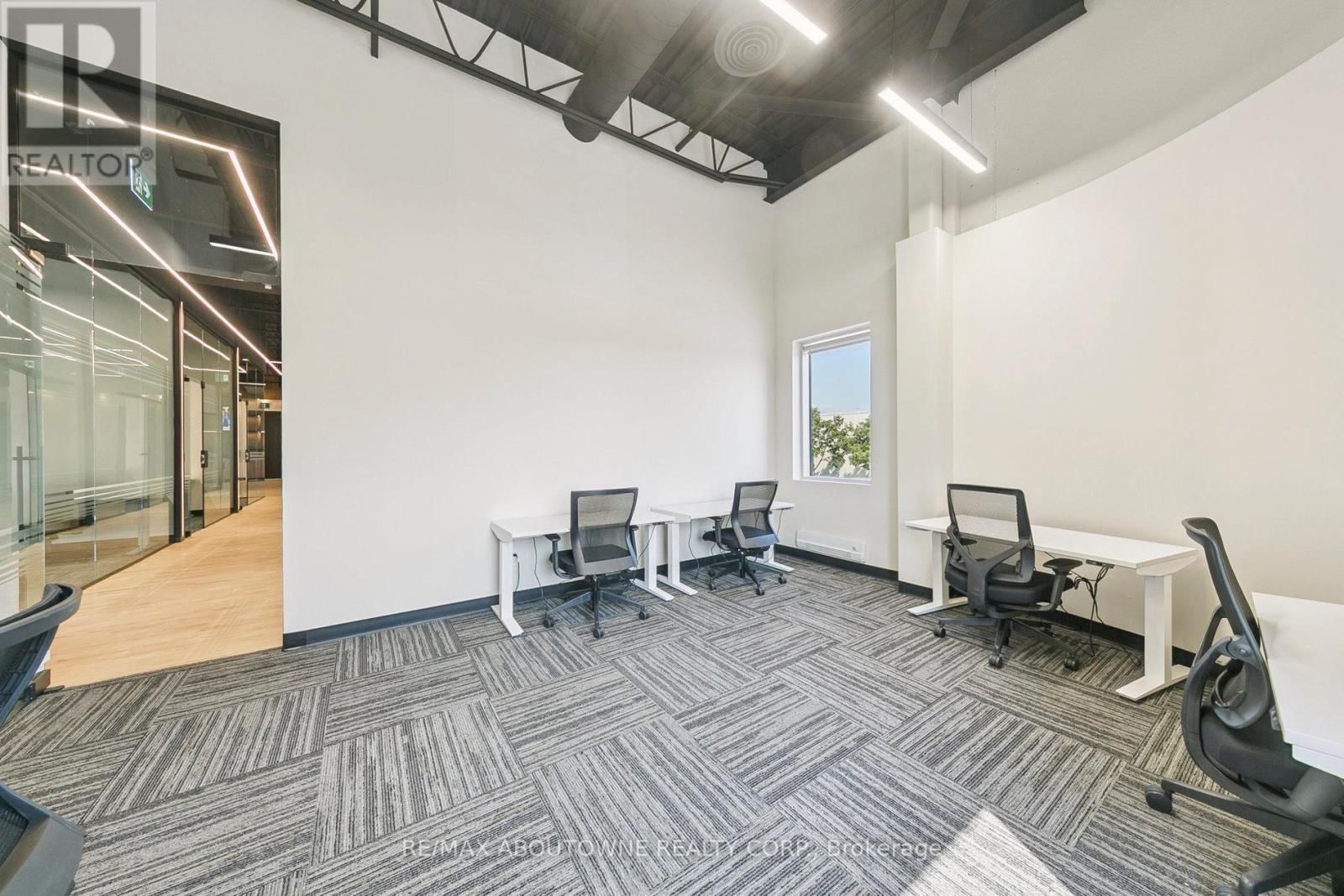 211-B - 320 MATHESON BOULEVARD WEST Image 21