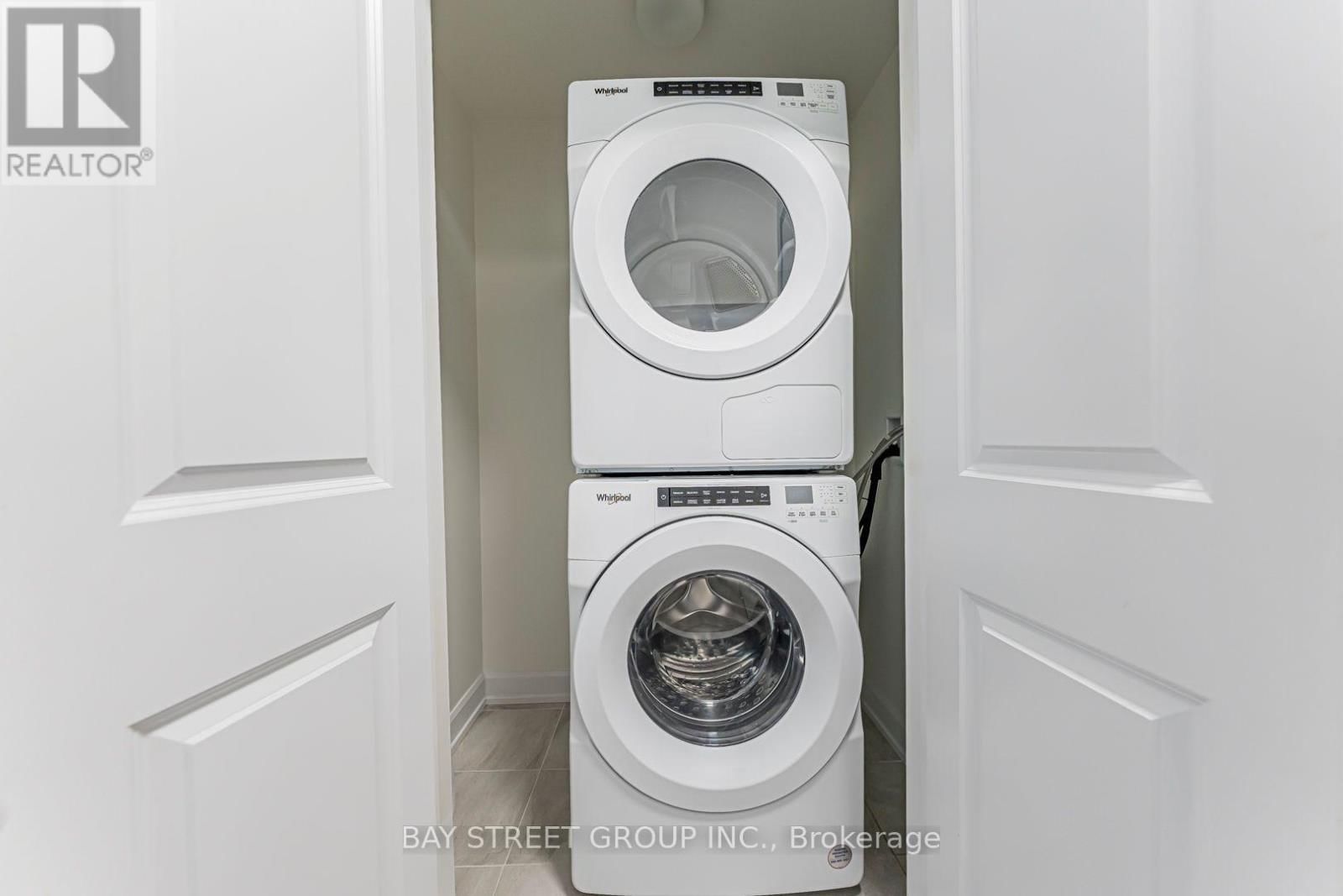 524 - 3200 WILLIAM COLTSON AVENUE Image 16