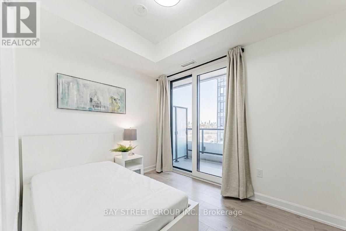 524 - 3200 WILLIAM COLTSON AVENUE Image 2