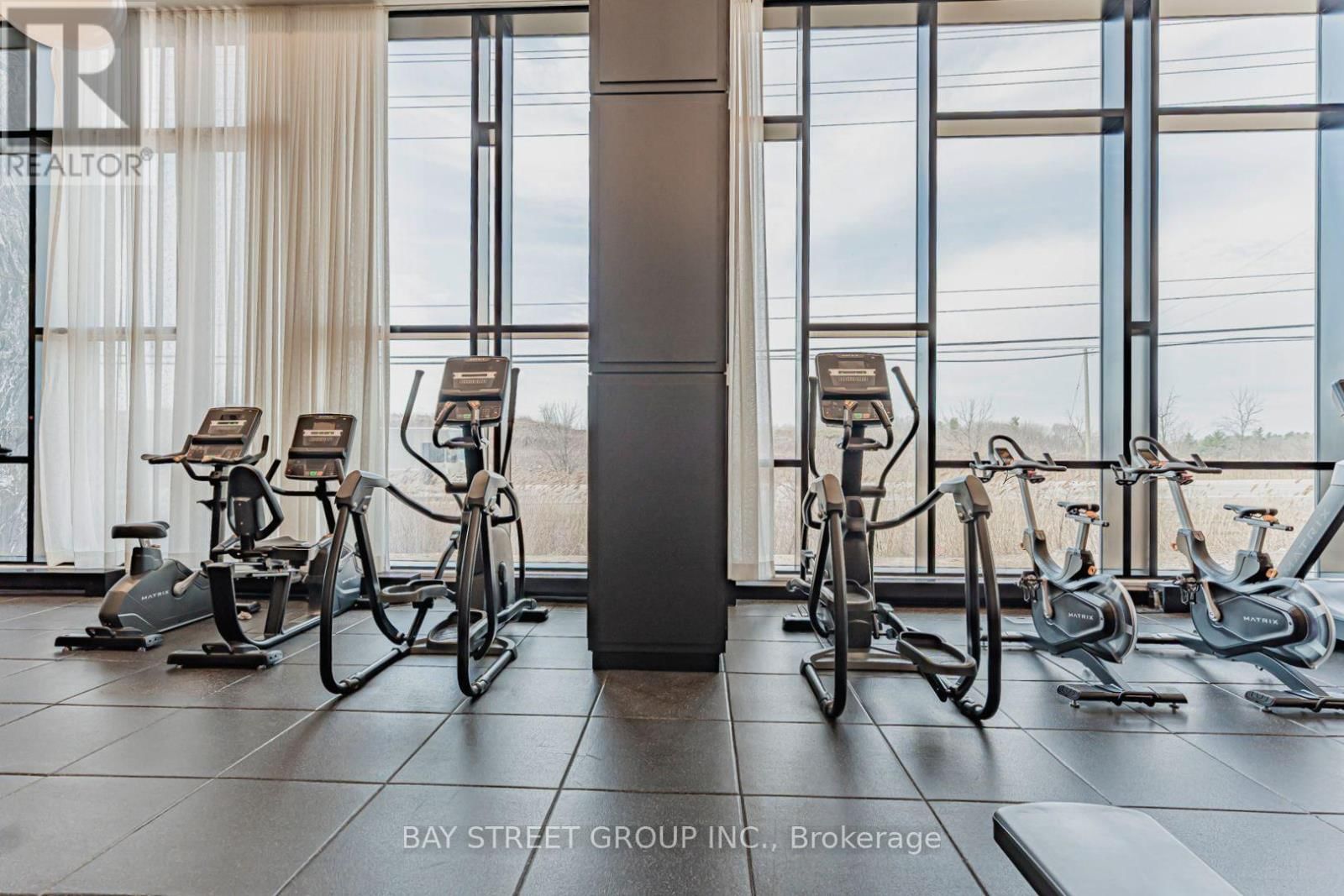 524 - 3200 WILLIAM COLTSON AVENUE Image 20