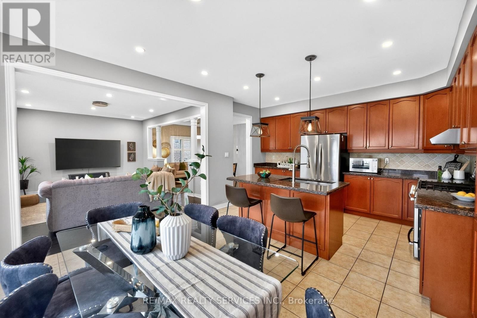 5 PILLAR ROAD Image 18