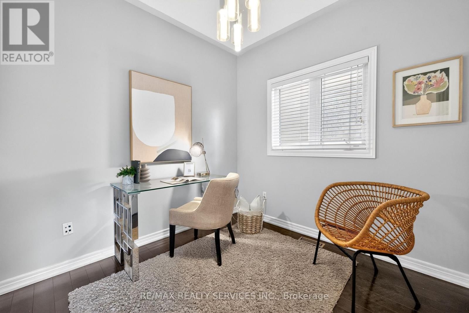 5 PILLAR ROAD Image 21