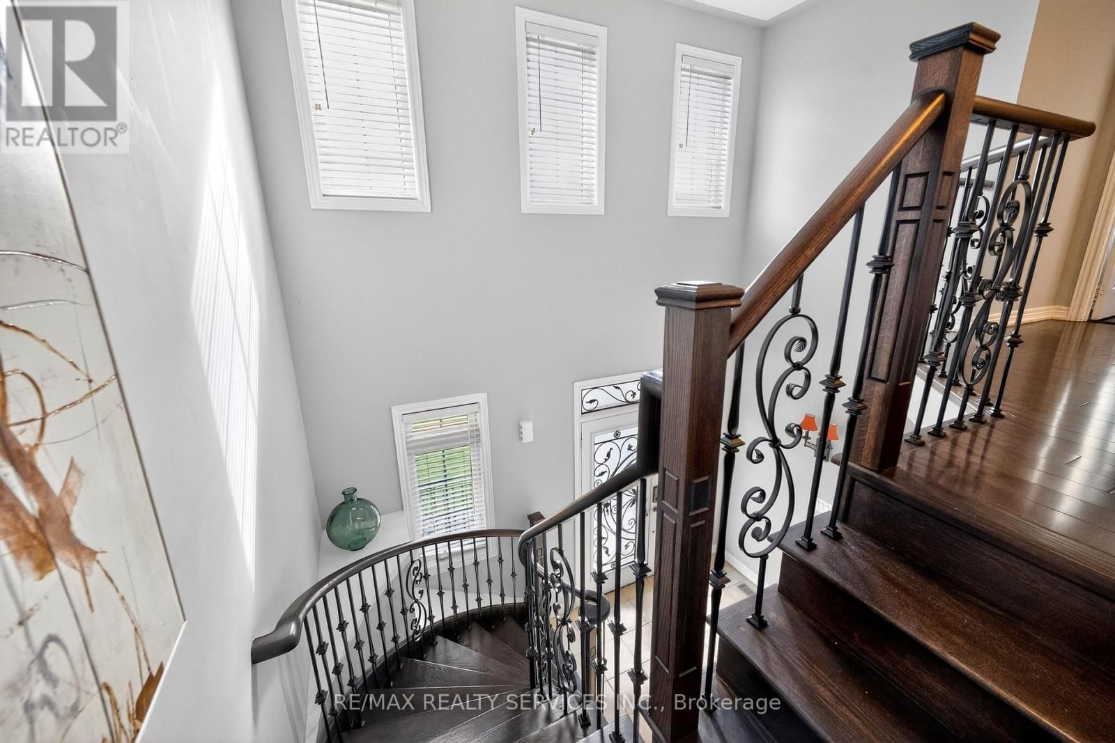 5 PILLAR ROAD Image 23