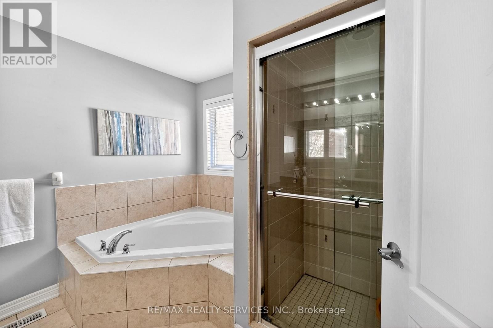 5 PILLAR ROAD Image 29