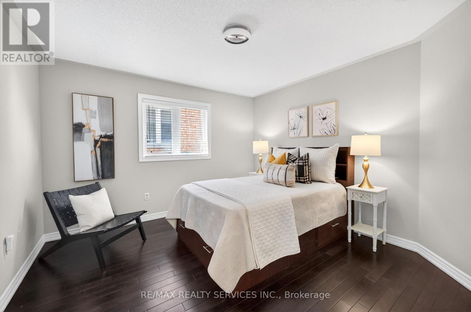 5 PILLAR ROAD Image 33