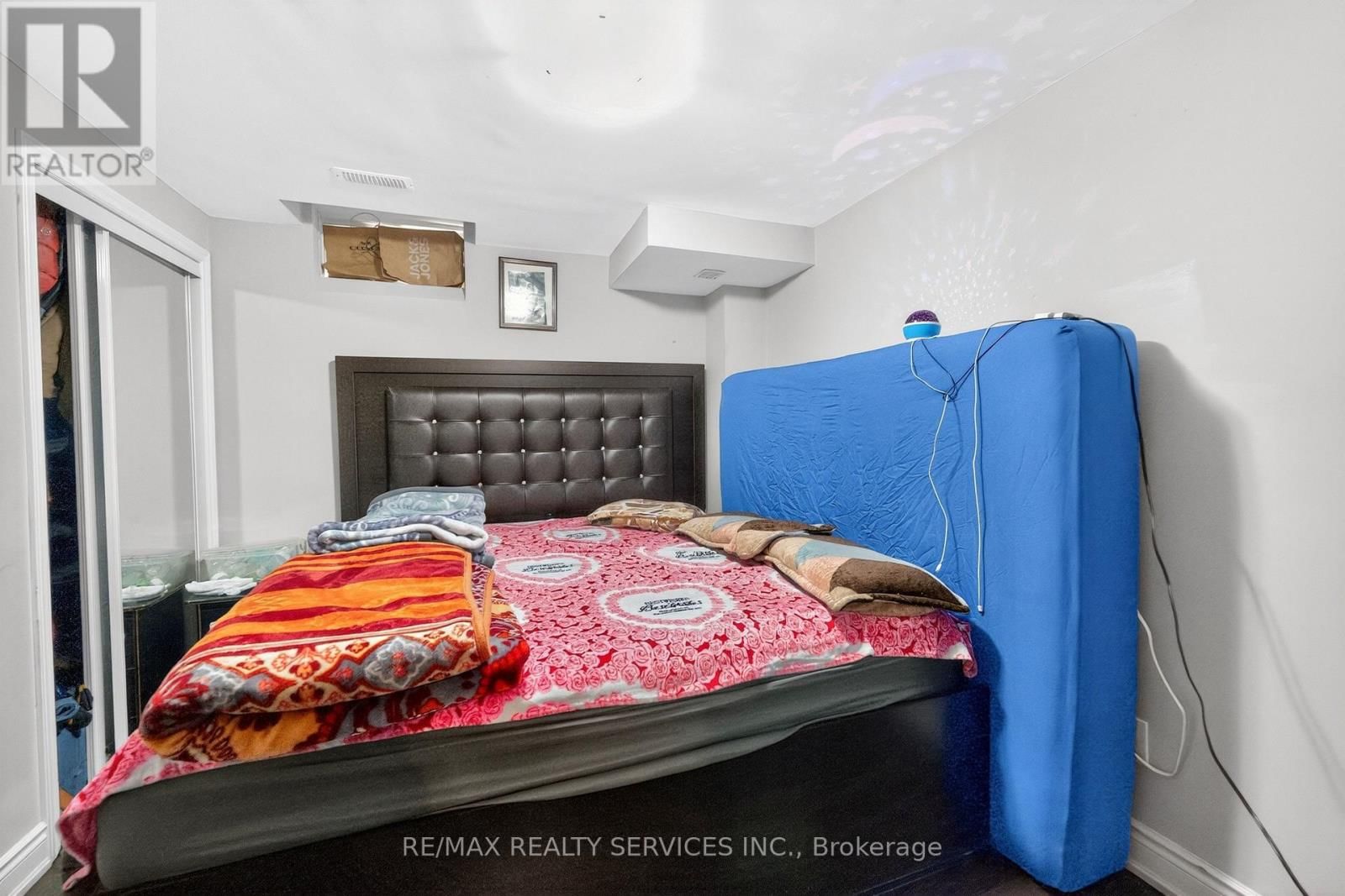 5 PILLAR ROAD Image 41