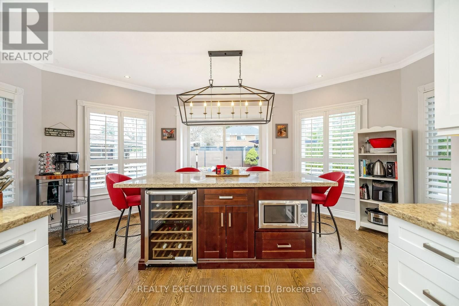 3099 HICKLING COURT Image 14