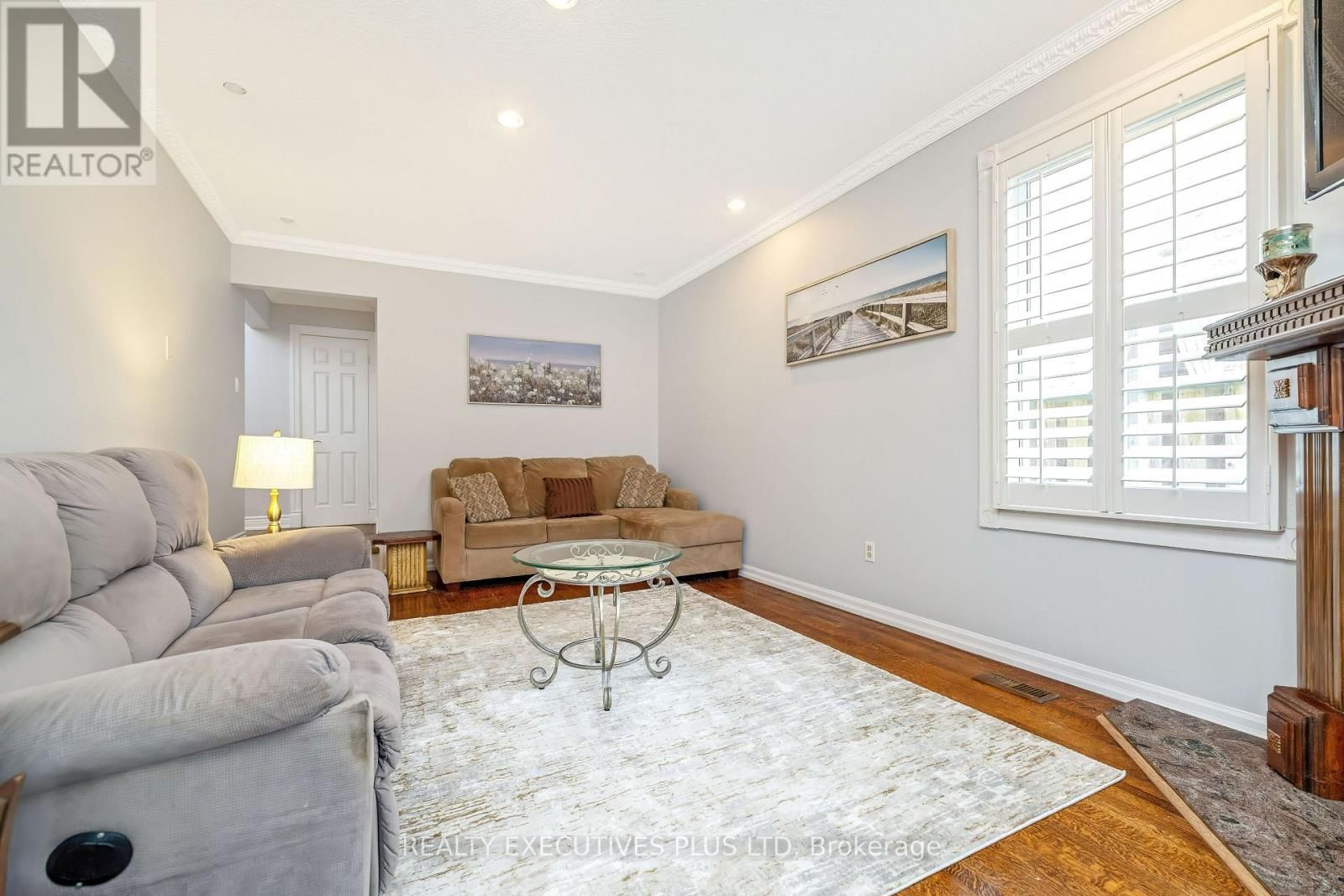 3099 HICKLING COURT Image 17