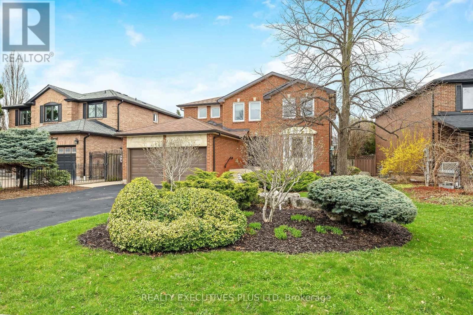 3099 HICKLING COURT Image 2