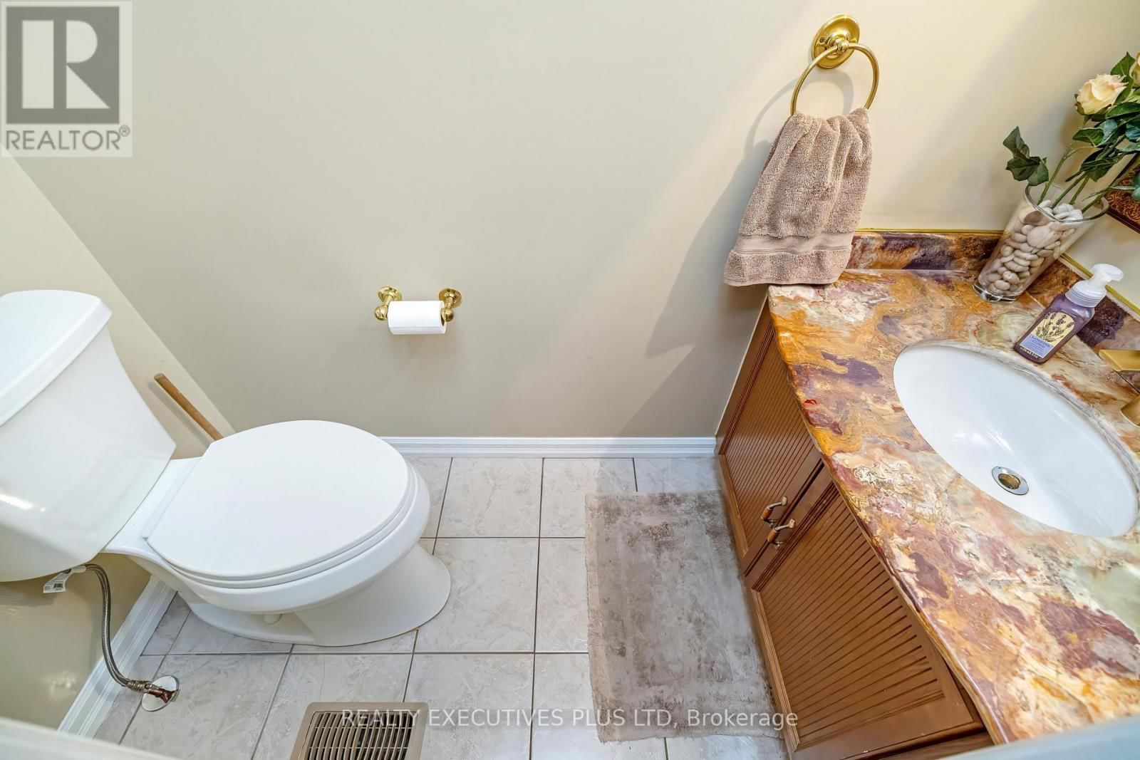 3099 HICKLING COURT Image 20