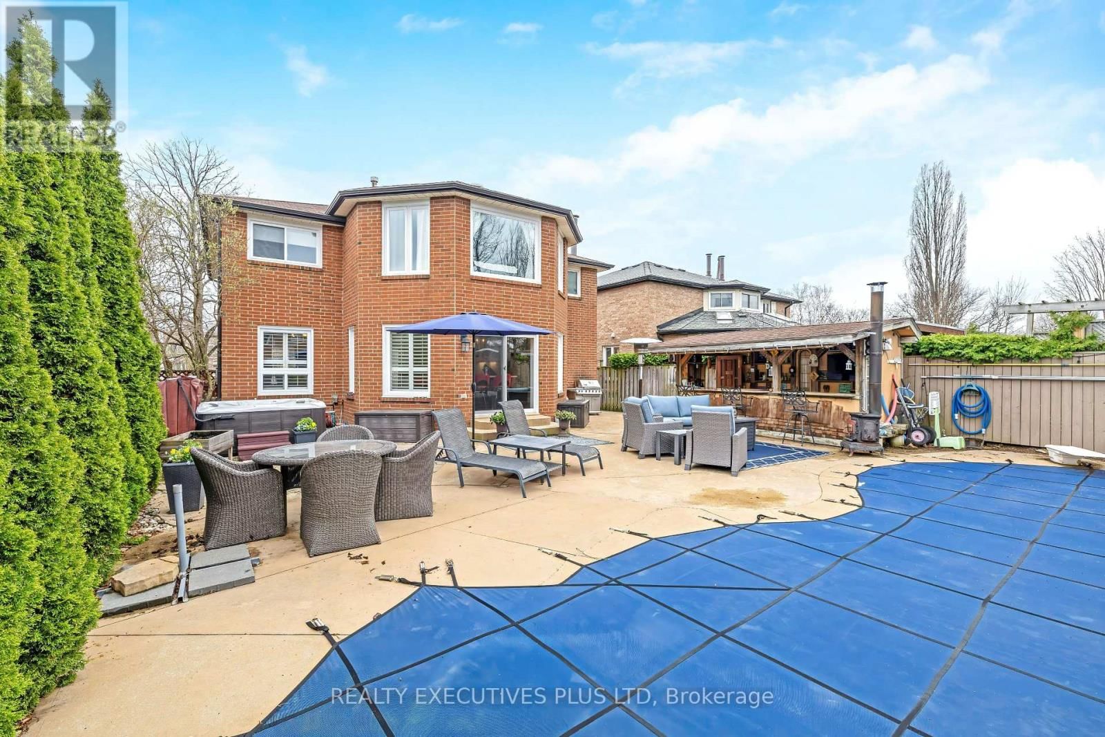 3099 HICKLING COURT Image 46