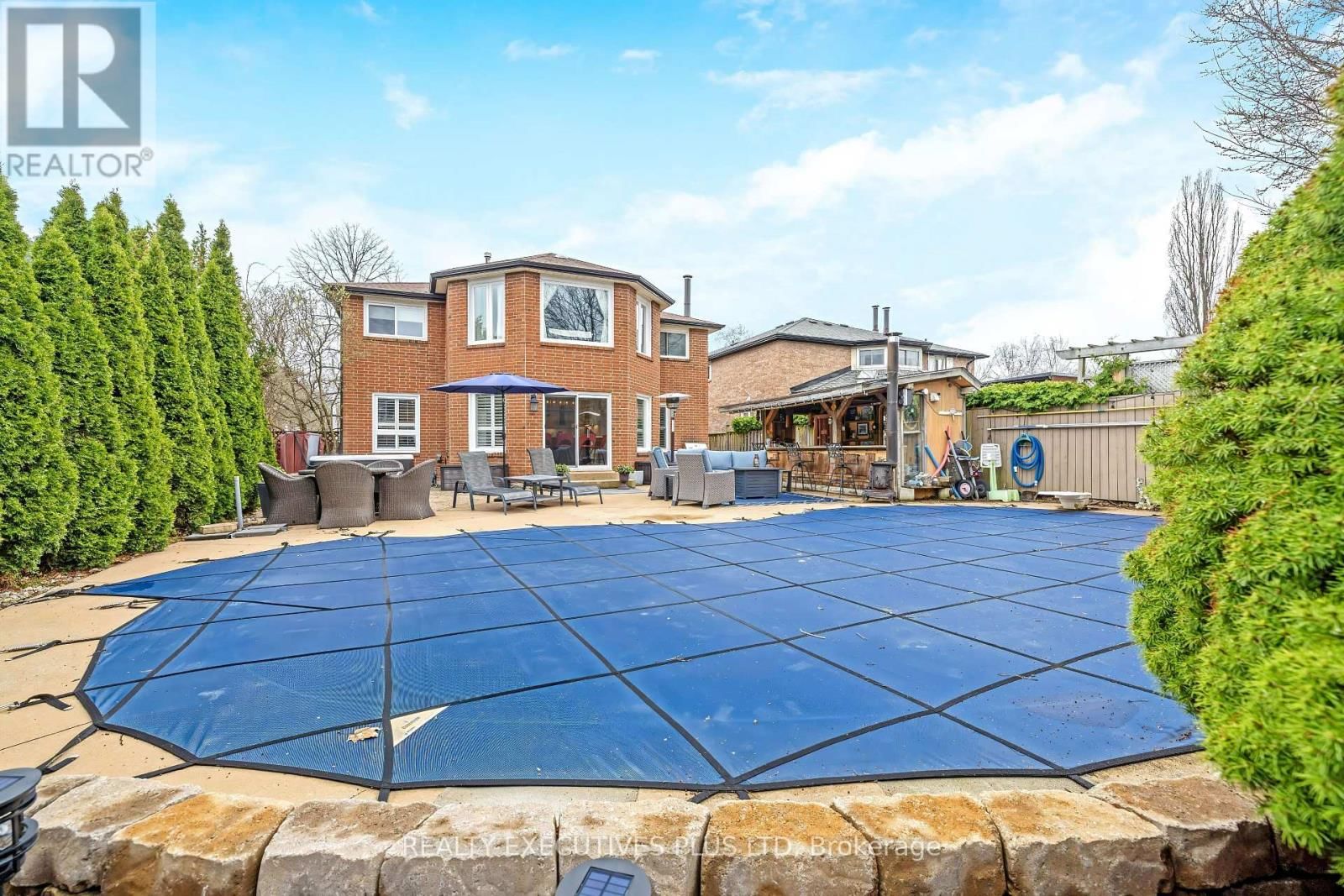 3099 HICKLING COURT Image 47