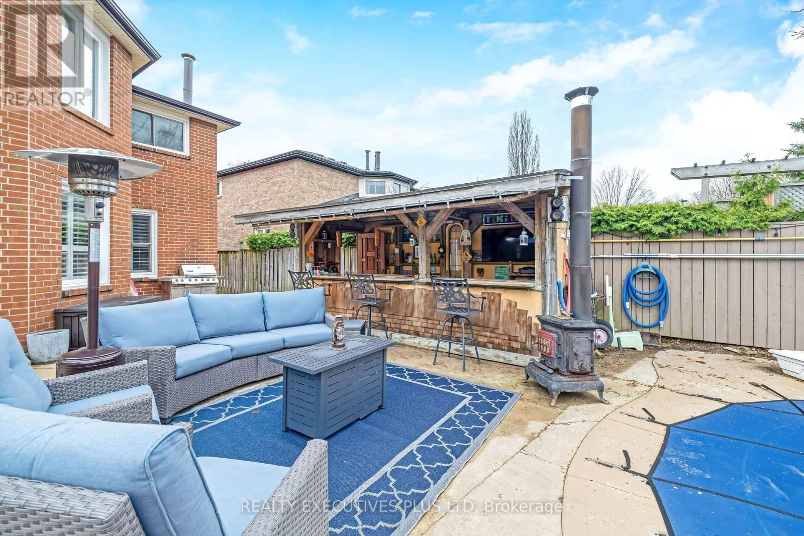 3099 HICKLING COURT Image 48