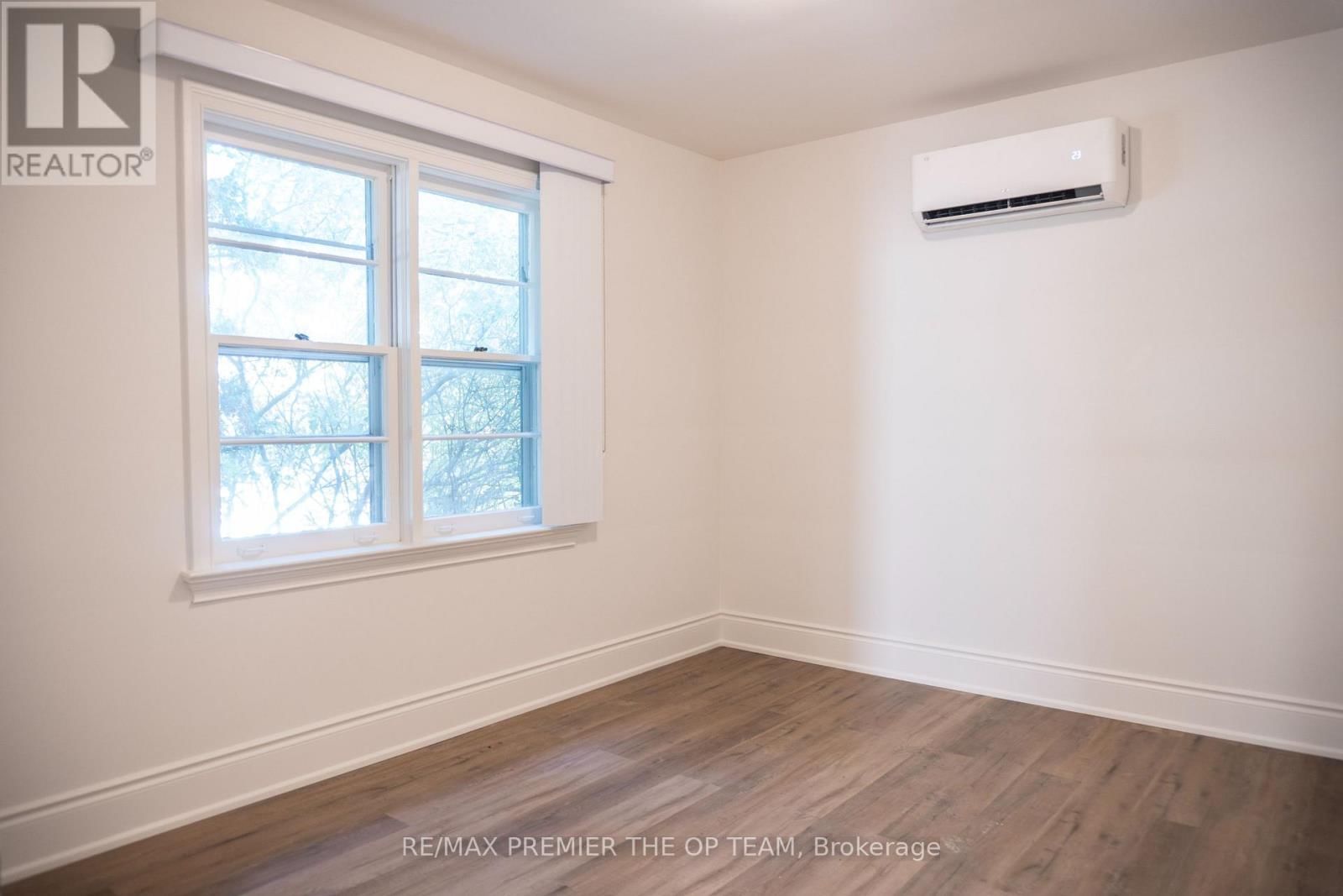 Upper - 148 MARTIN GROVE ROAD Image 11