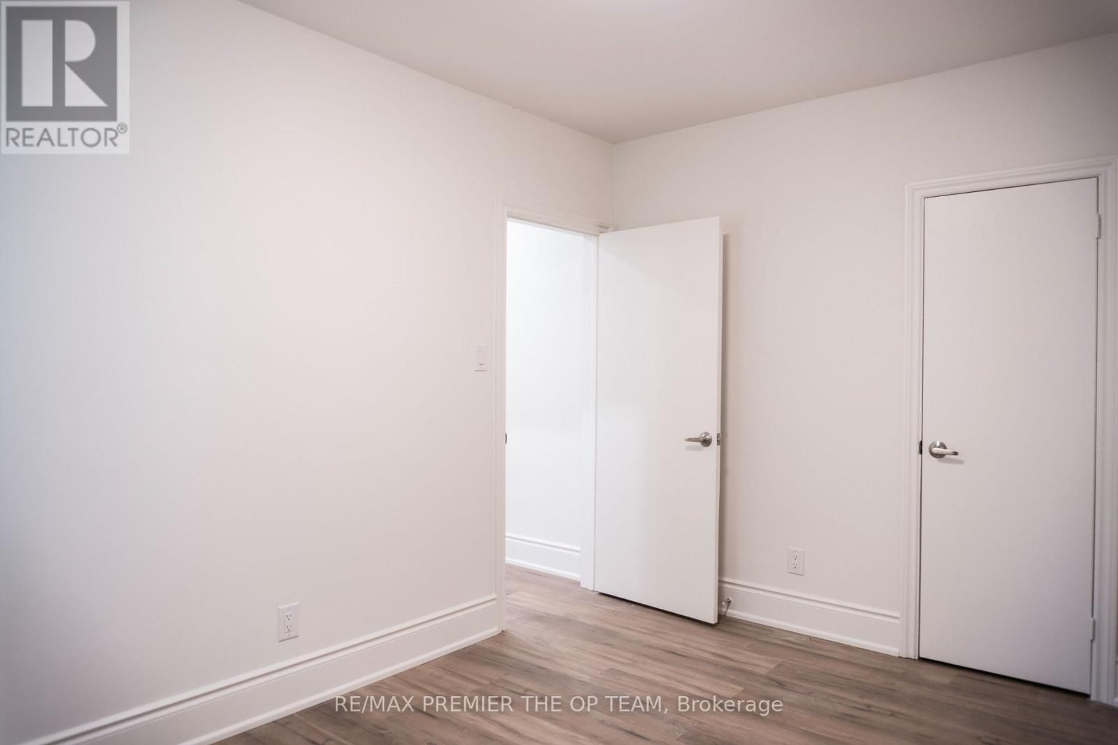 Upper - 148 MARTIN GROVE ROAD Image 12