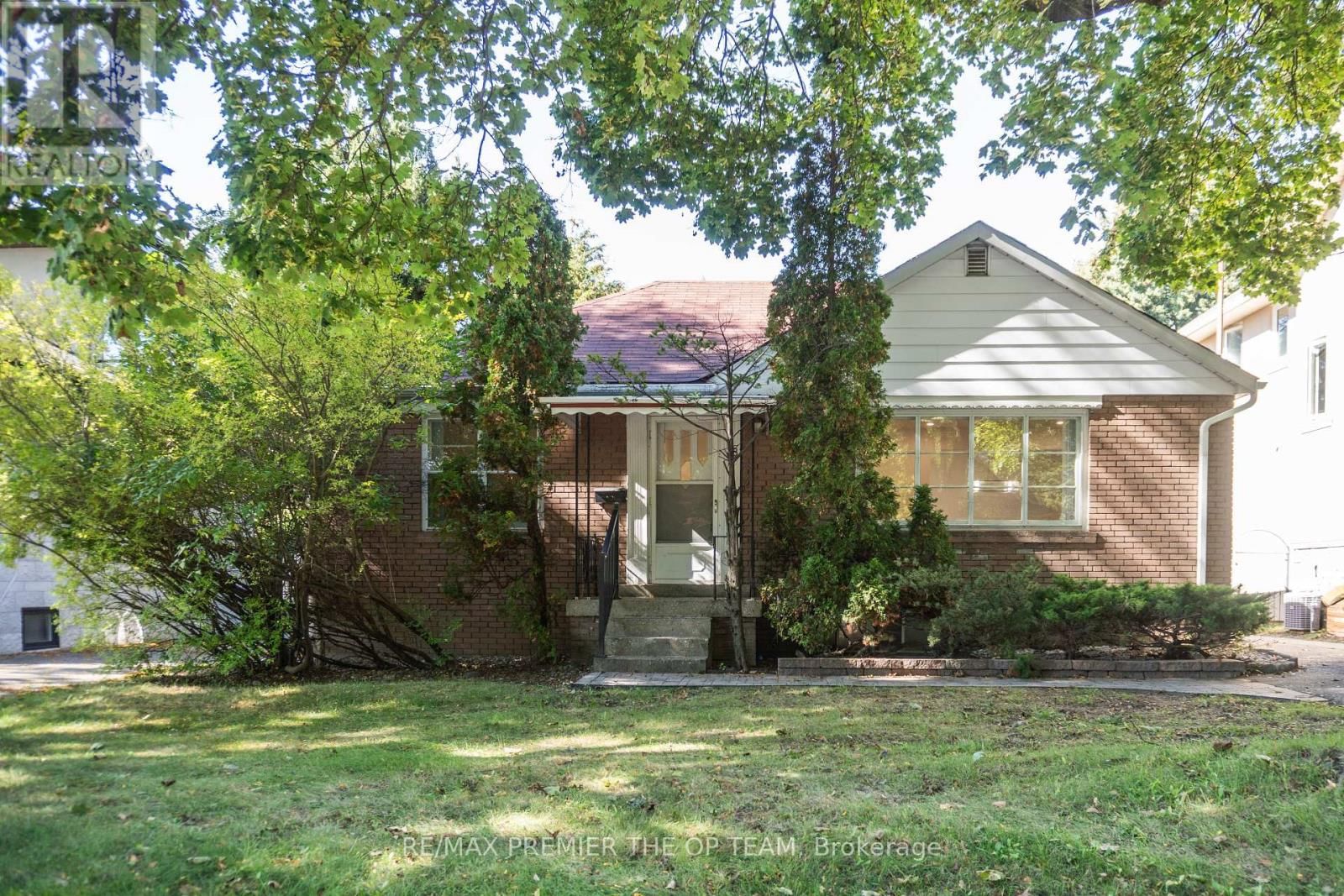 Upper - 148 MARTIN GROVE ROAD Image 22