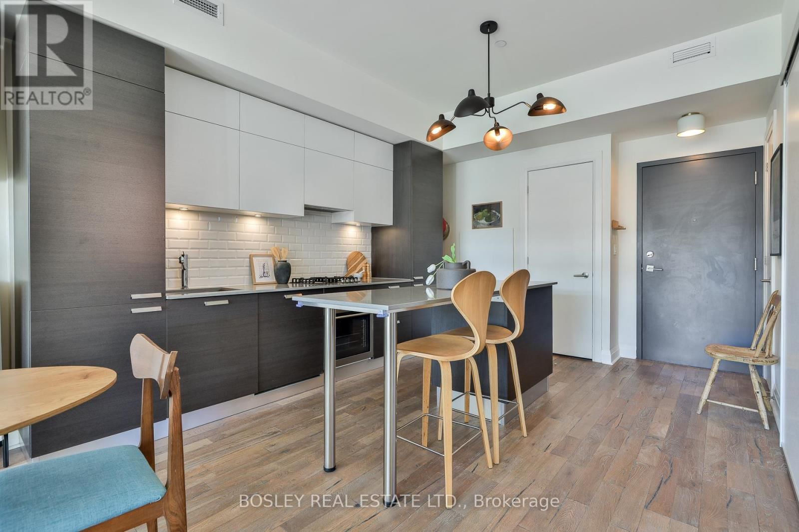 103 - 245 PERTH AVENUE Image 4