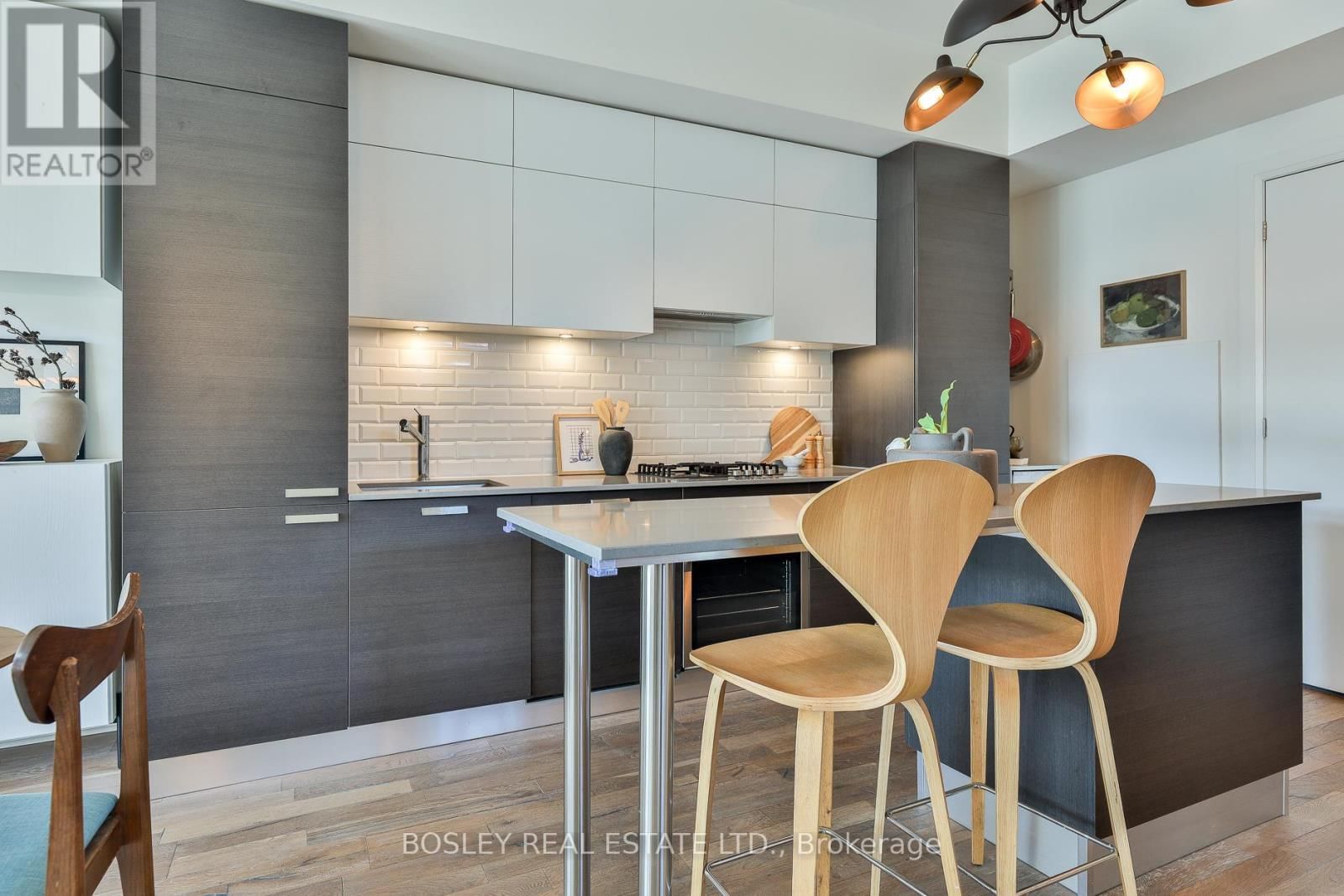 103 - 245 PERTH AVENUE Image 5