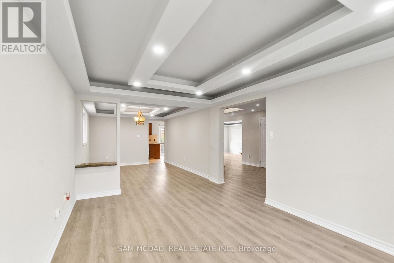 149 SUNFOREST DRIVE Image 9