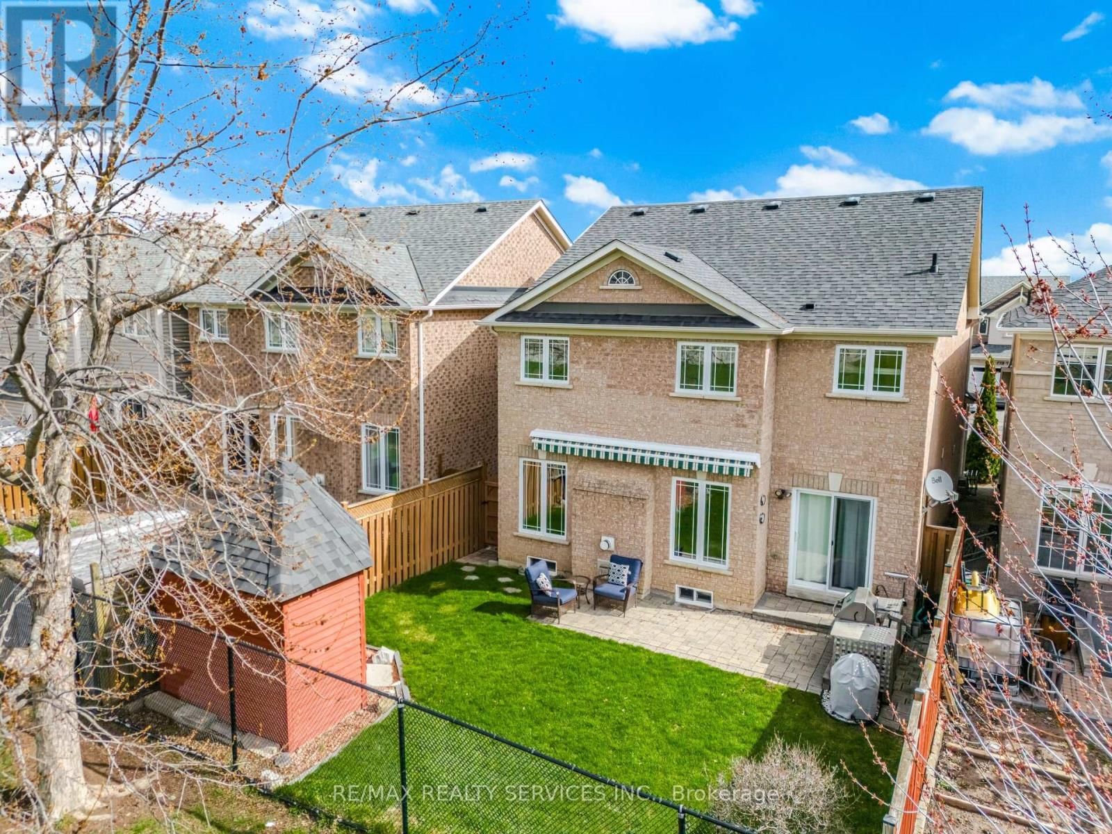 252 VINTAGE GATE Image 42