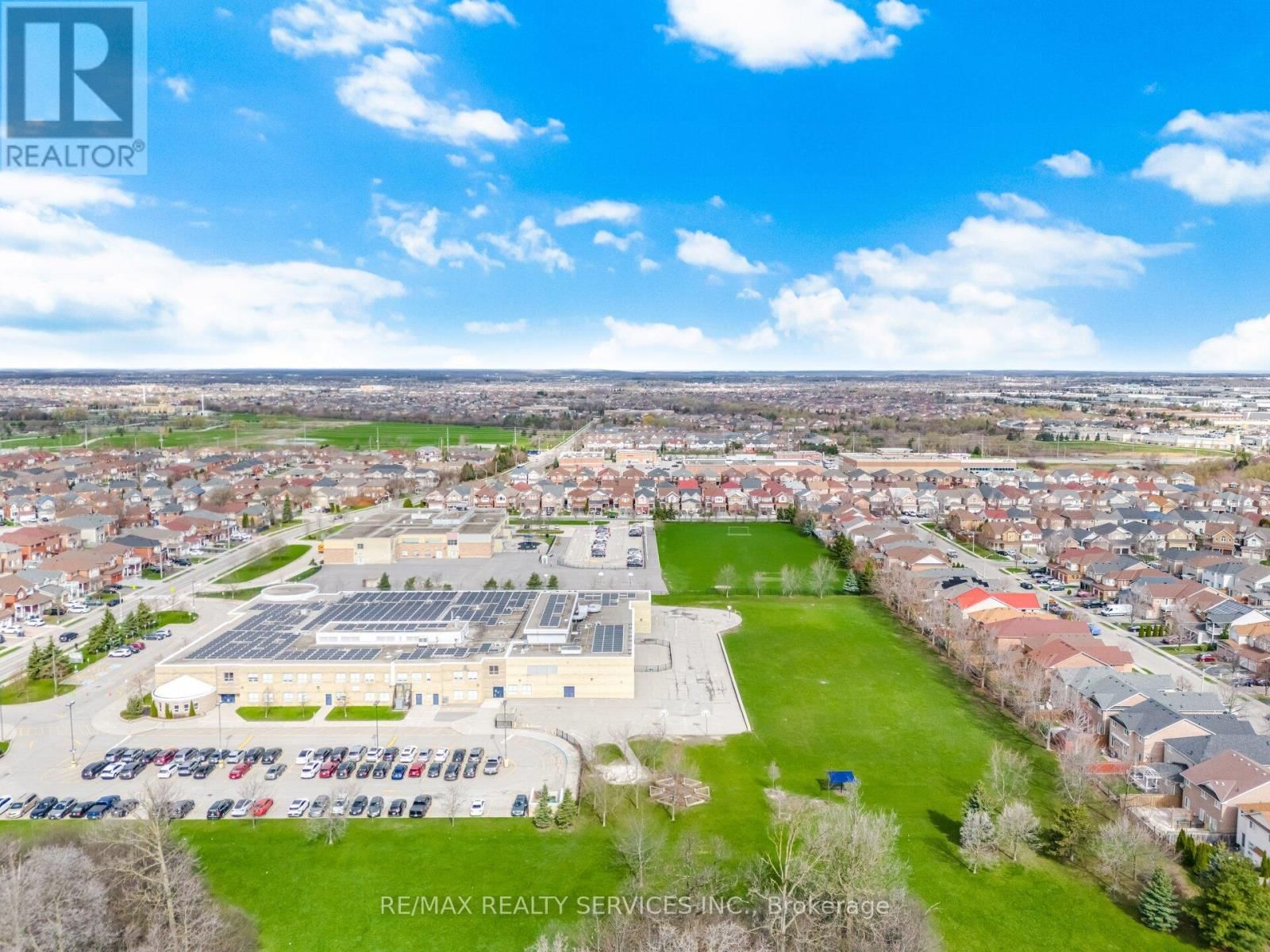 252 VINTAGE GATE Image 44