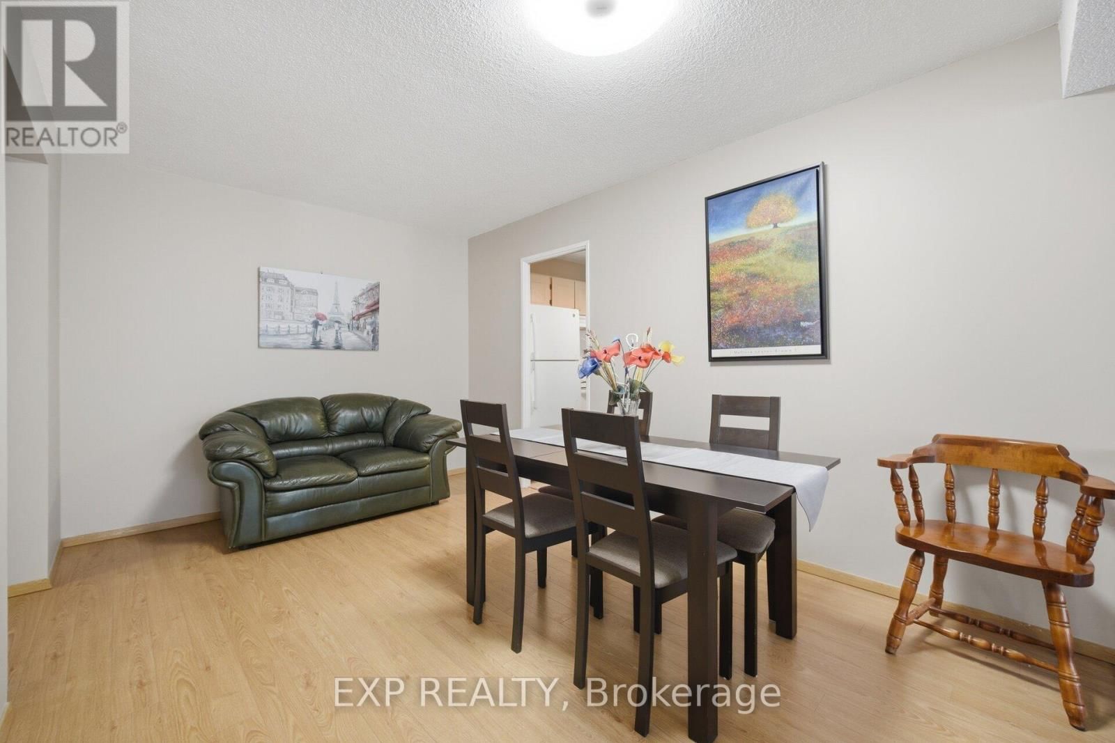 205 - 270 SCARLETT ROAD Image 10