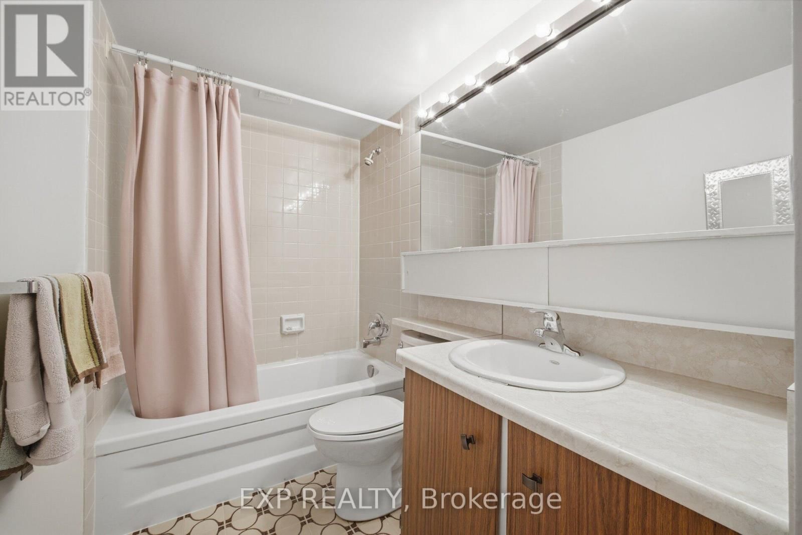 205 - 270 SCARLETT ROAD Image 22