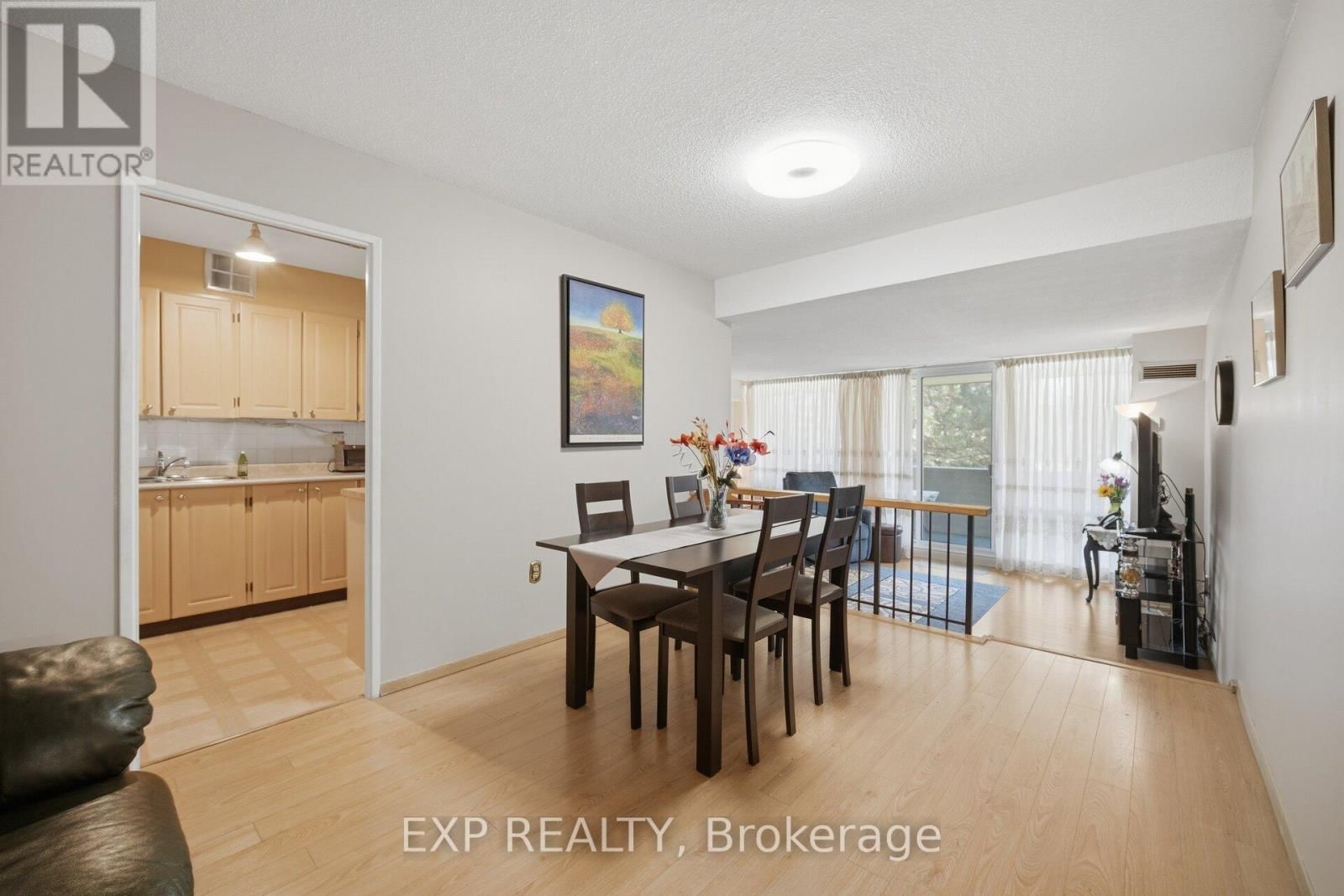 205 - 270 SCARLETT ROAD Image 8