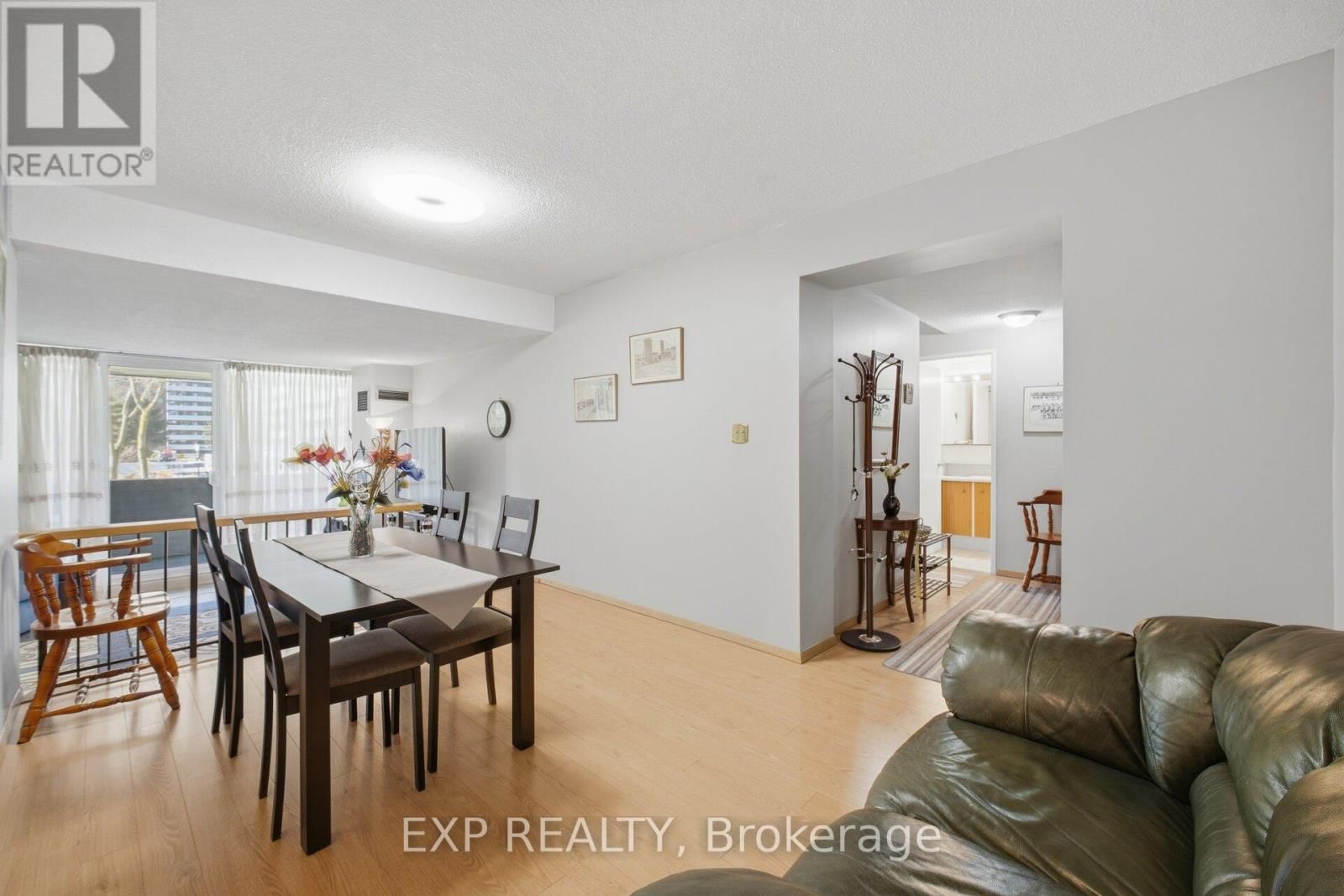 205 - 270 SCARLETT ROAD Image 9