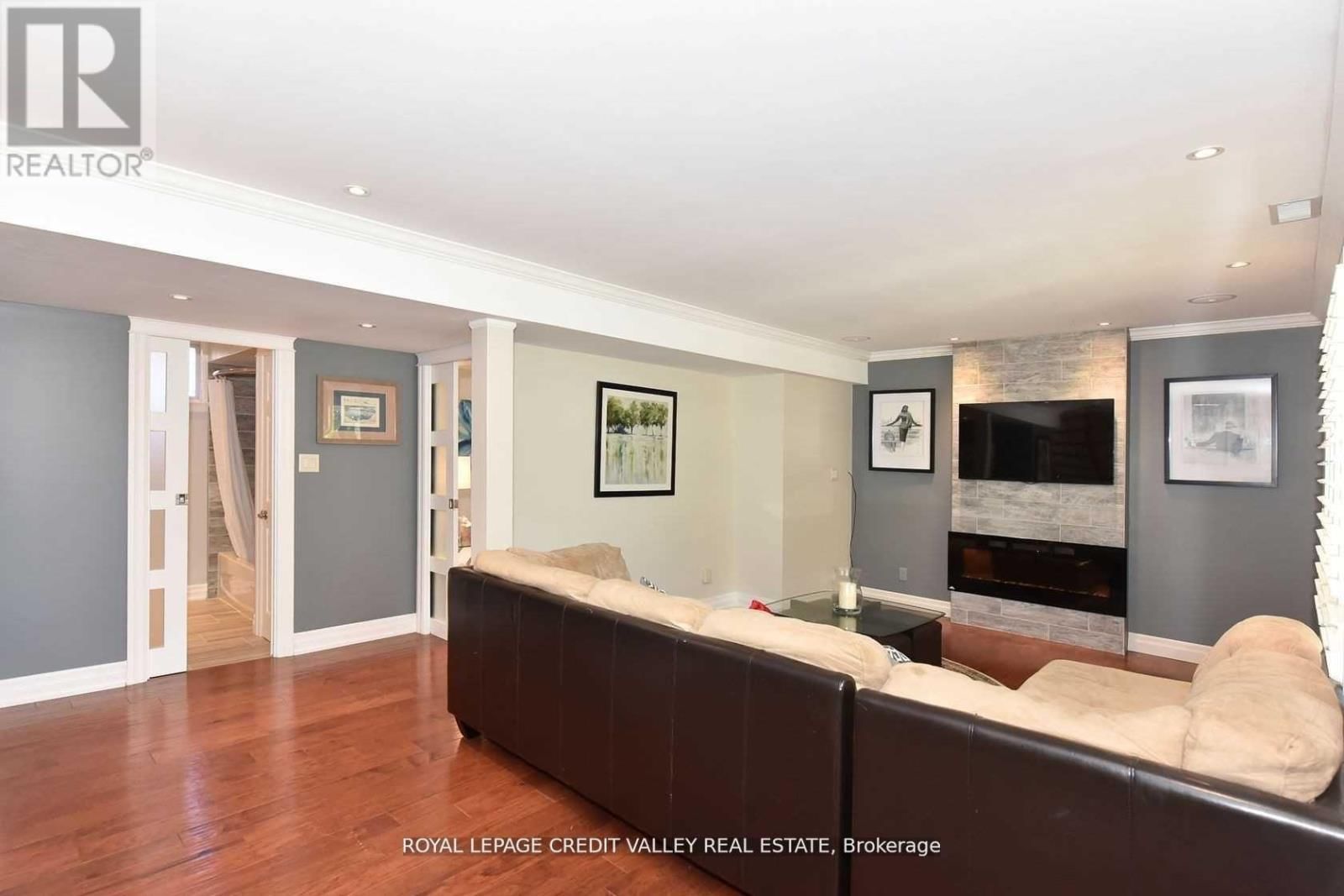 15795 WINSTON CHURCHILL BOULEVARD Image 10