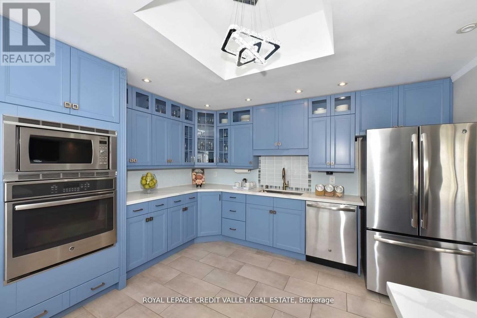 15795 WINSTON CHURCHILL BOULEVARD Image 21